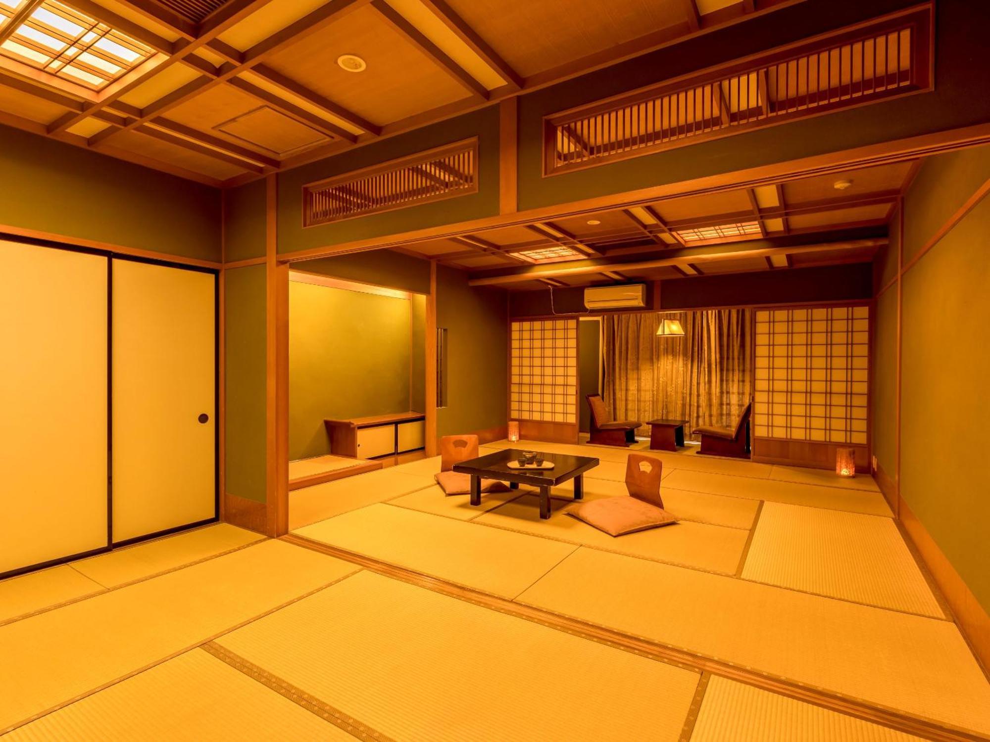 Ooedo Onsen Monogatari Premium Yoshinoya Irokuen Kaga (Ishikawa) Quarto foto